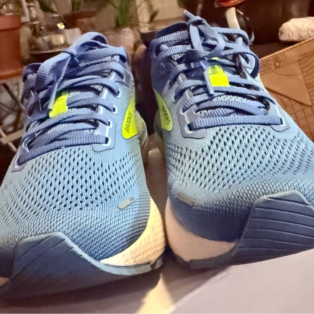 Brooks Adrenaline GTS 22 Athletic Shoes Womens size US 10 (B) medium Blue - Picture 5 of 7